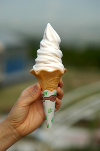 ばらのソフトクリーム ばらのソフトクリーム