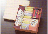 西洋風唐芋三種、黄金羊羹、紫羊羹(フェスティバロ) 西洋風唐芋三種、黄金羊羹、紫羊羹(フェスティバロ)